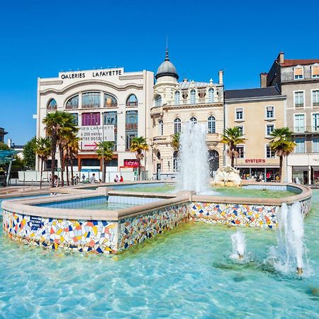 Au Palais Des Pyrenees! Hyper Centre -Clim-Balcon-Parking Gratuit Apartment По Екстериор снимка
