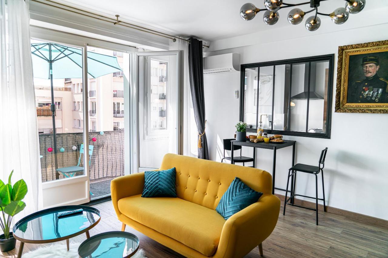 Au Palais Des Pyrenees! Hyper Centre -Clim-Balcon-Parking Gratuit Apartment По Екстериор снимка