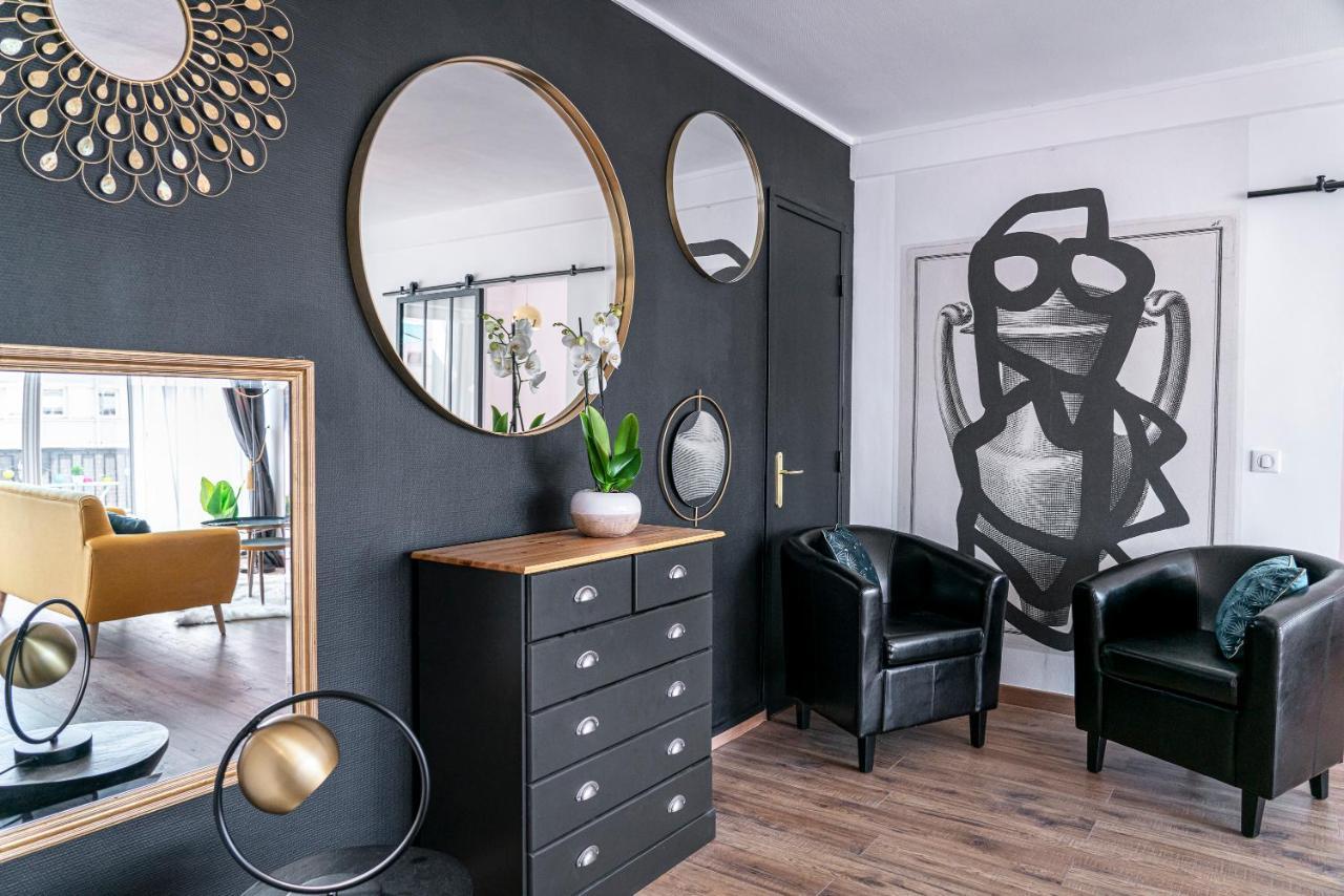 Au Palais Des Pyrenees! Hyper Centre -Clim-Balcon-Parking Gratuit Apartment По Екстериор снимка